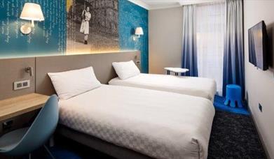 Ibis Styles Manchester Portland Street bedroom